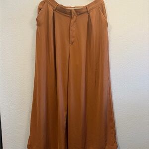 Wide-Leg High-Waist Pants in Rust Brown
